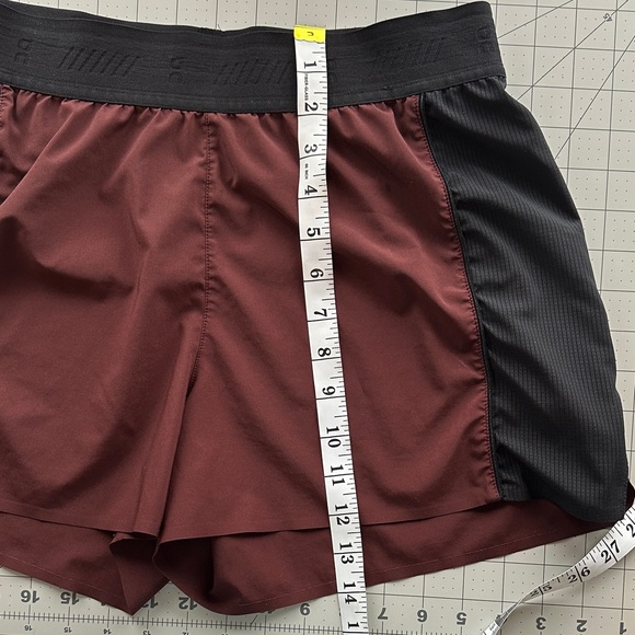On Running Women's Black and Burgundy Athletic Shorts - Picture 4 of 9
